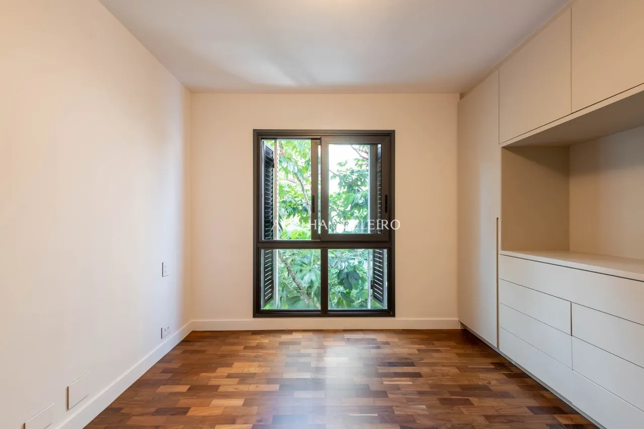 Apartamento totalmente reformado à venda no Jardim América – 21508