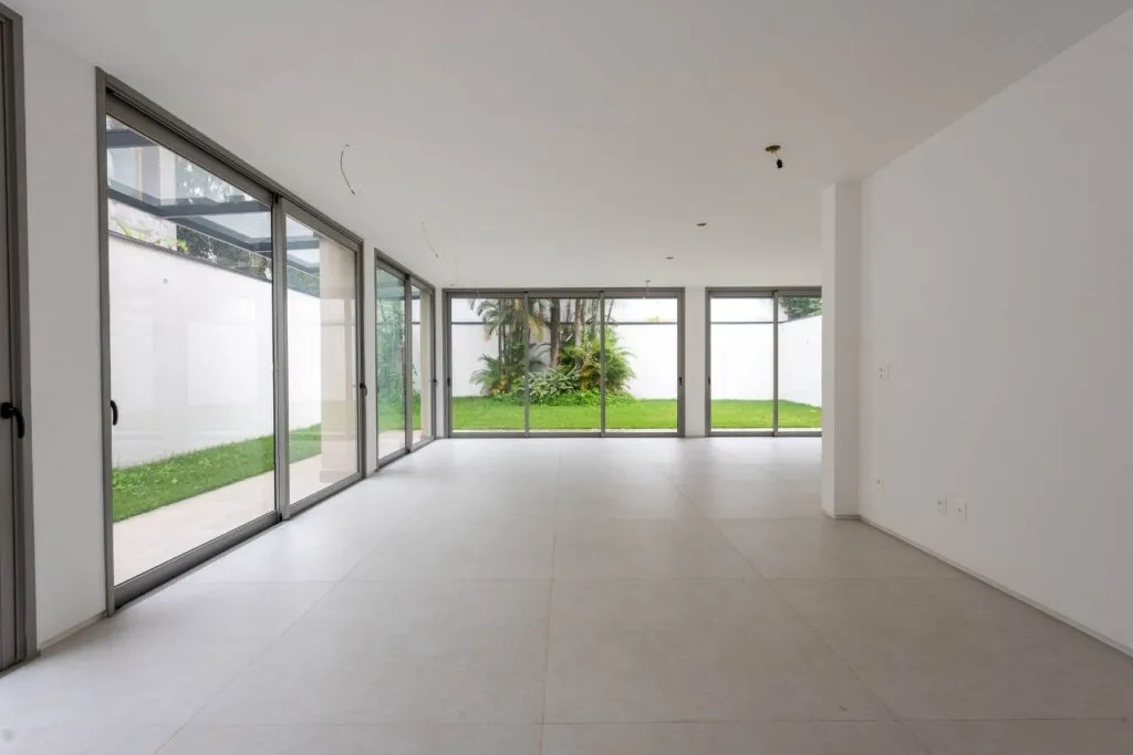 Conforto, espaço e sustentabilidade em casa nova e exclusiva. – 21525