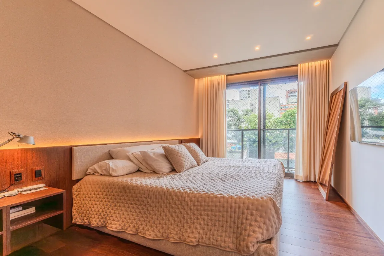 Apartamento contemporâneo assinado por Arthur Casas no Itaim. – 21536