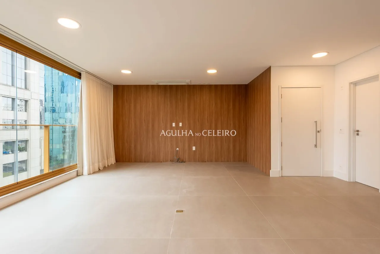 Seja o primeiro a escrever a história deste espaço. – 21537