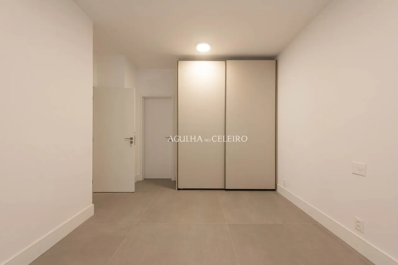 Seja o primeiro a escrever a história deste espaço. – 21537