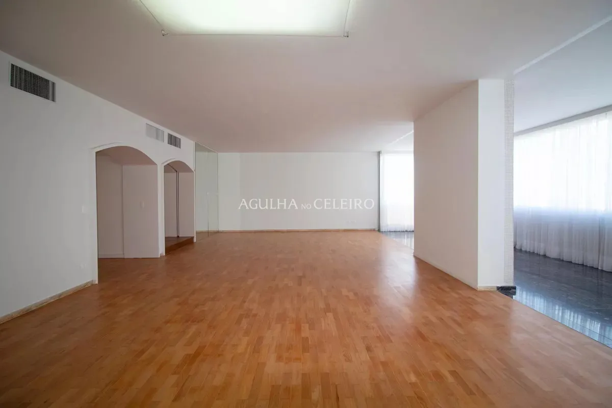 Apartamento exclusivo com vista panorâmica em endereço nobre. – 21539