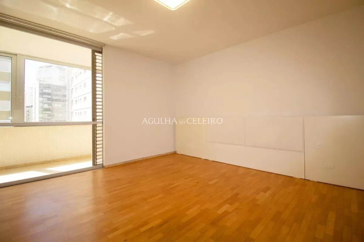 Apartamento exclusivo com vista panorâmica em endereço nobre. – 21539