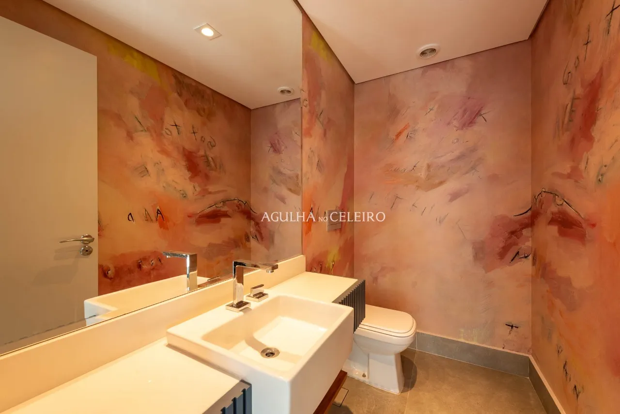 Arquitetura contemporânea e localização privilegiada em Moema. – 21558