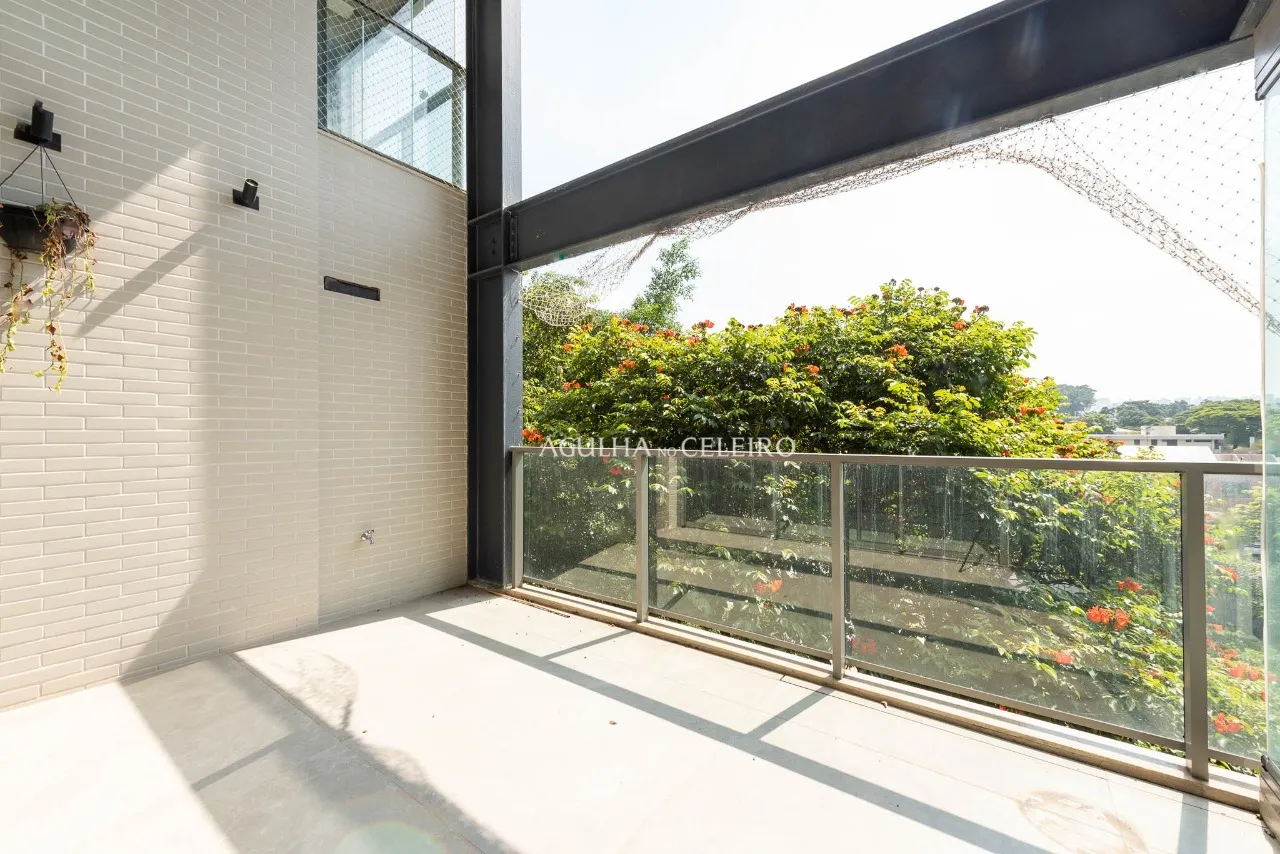 Arquitetura contemporânea e localização privilegiada em Moema. – 21558