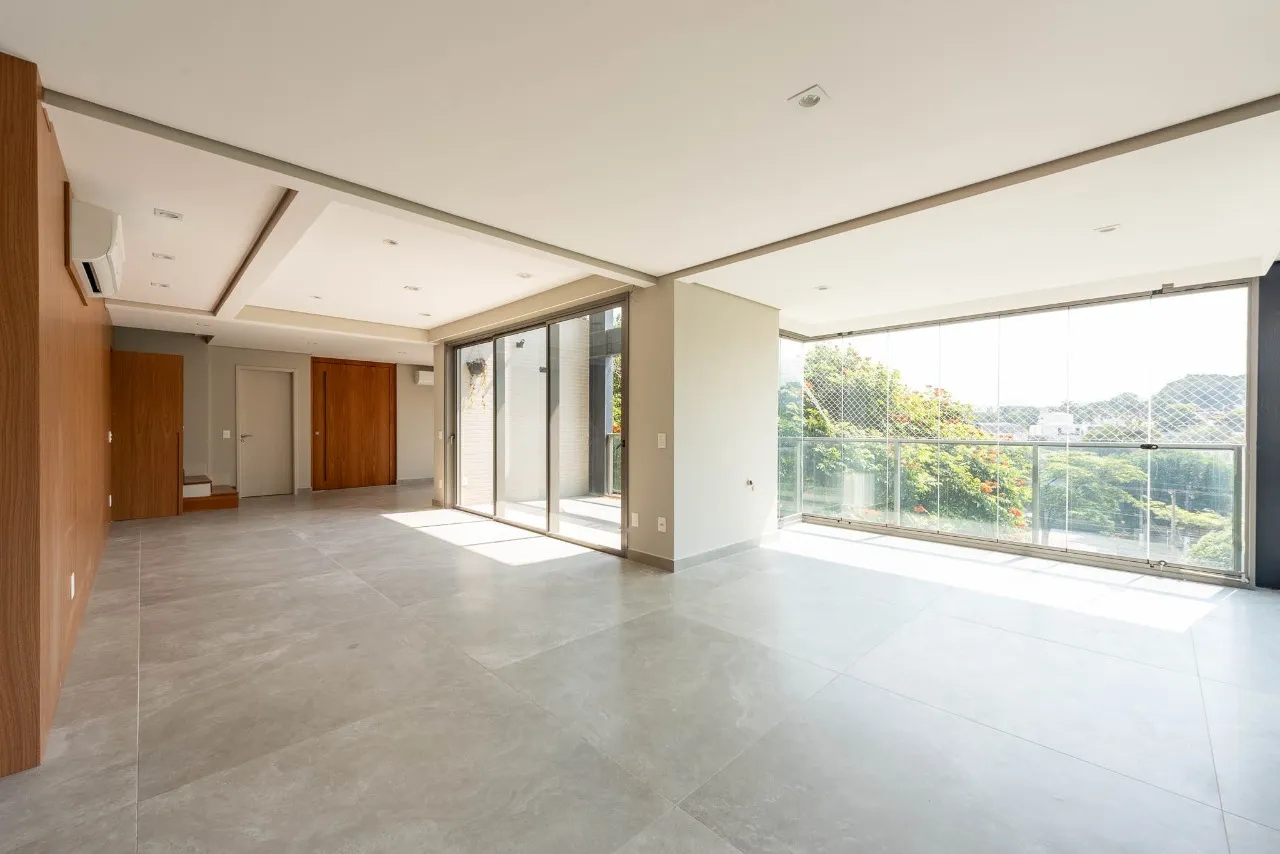 Arquitetura contemporânea e localização privilegiada em Moema. – 21558