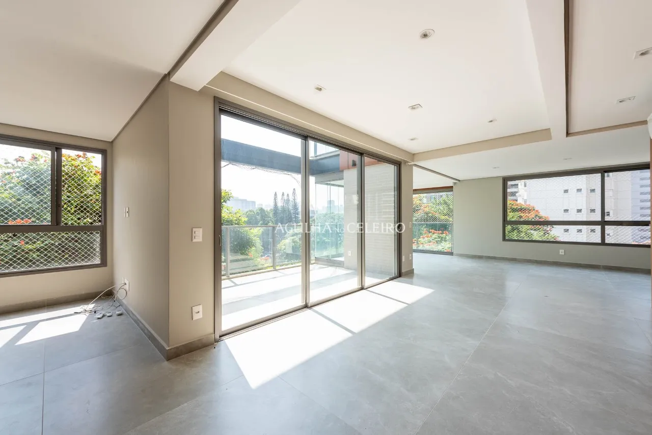 Arquitetura contemporânea e localização privilegiada em Moema. – 21558