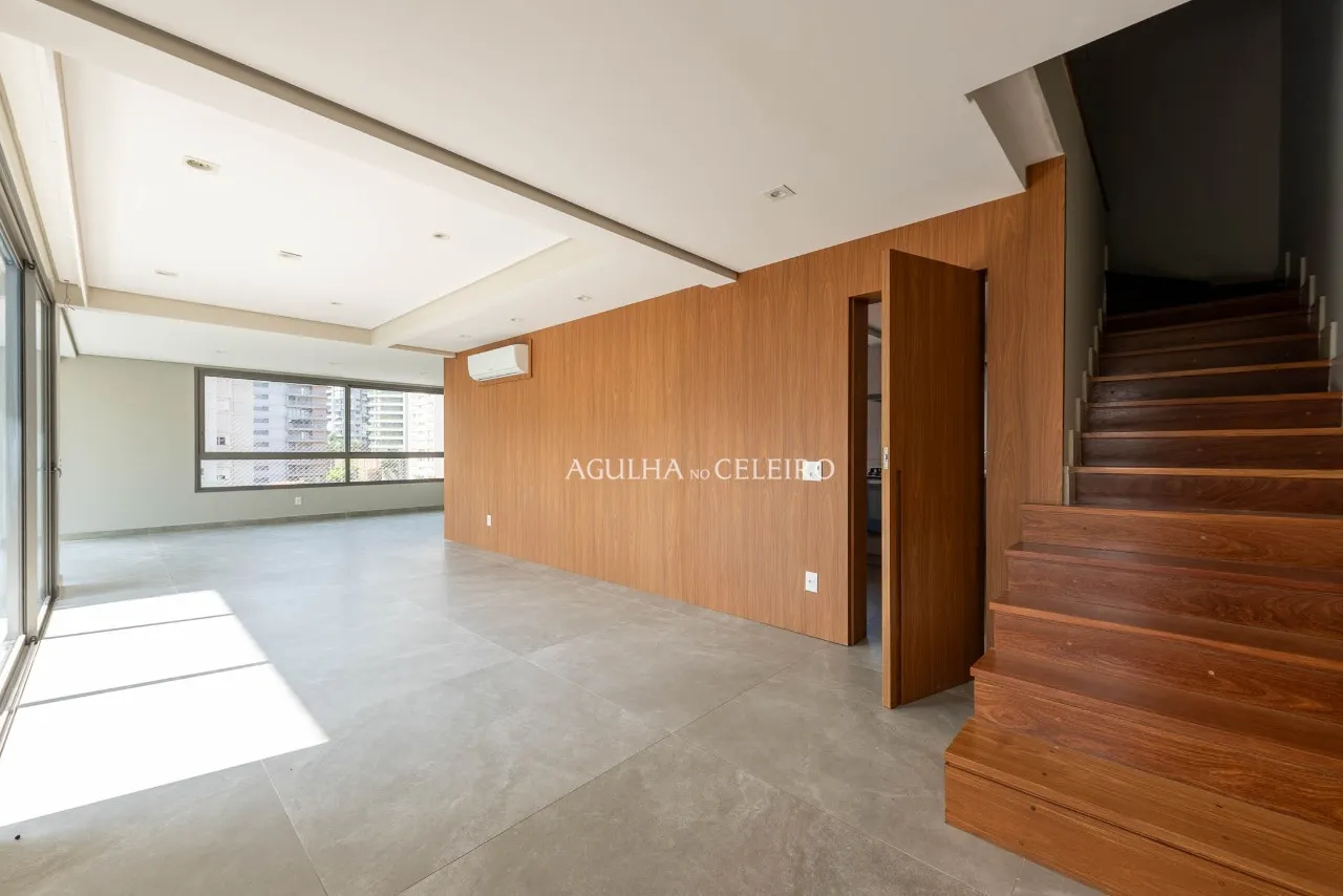 Arquitetura contemporânea e localização privilegiada em Moema. – 21558