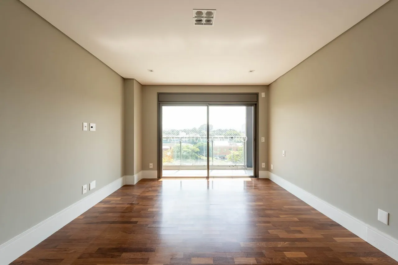 Arquitetura contemporânea e localização privilegiada em Moema. – 21558