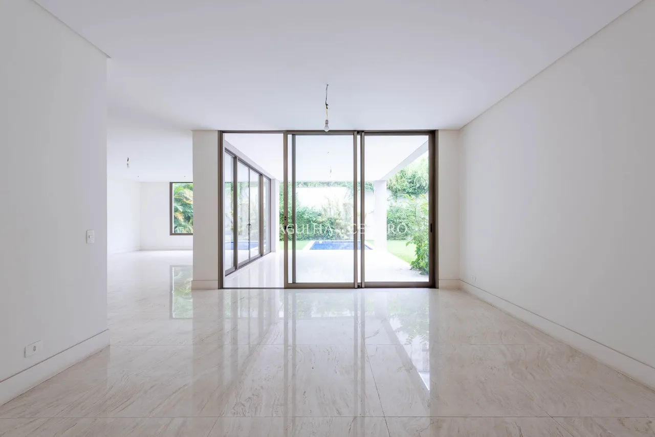 Casa moderna à venda no Jardim Guedala. – 21566