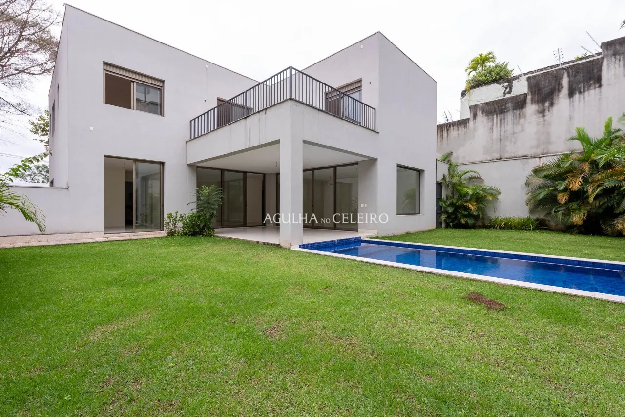 Casa moderna à venda no Jardim Guedala. – 21566