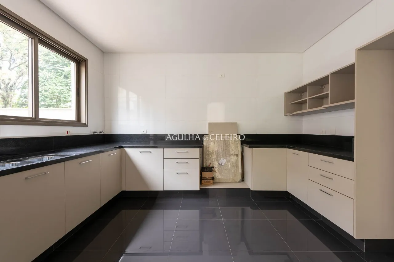 Casa moderna à venda no Jardim Guedala. – 21566