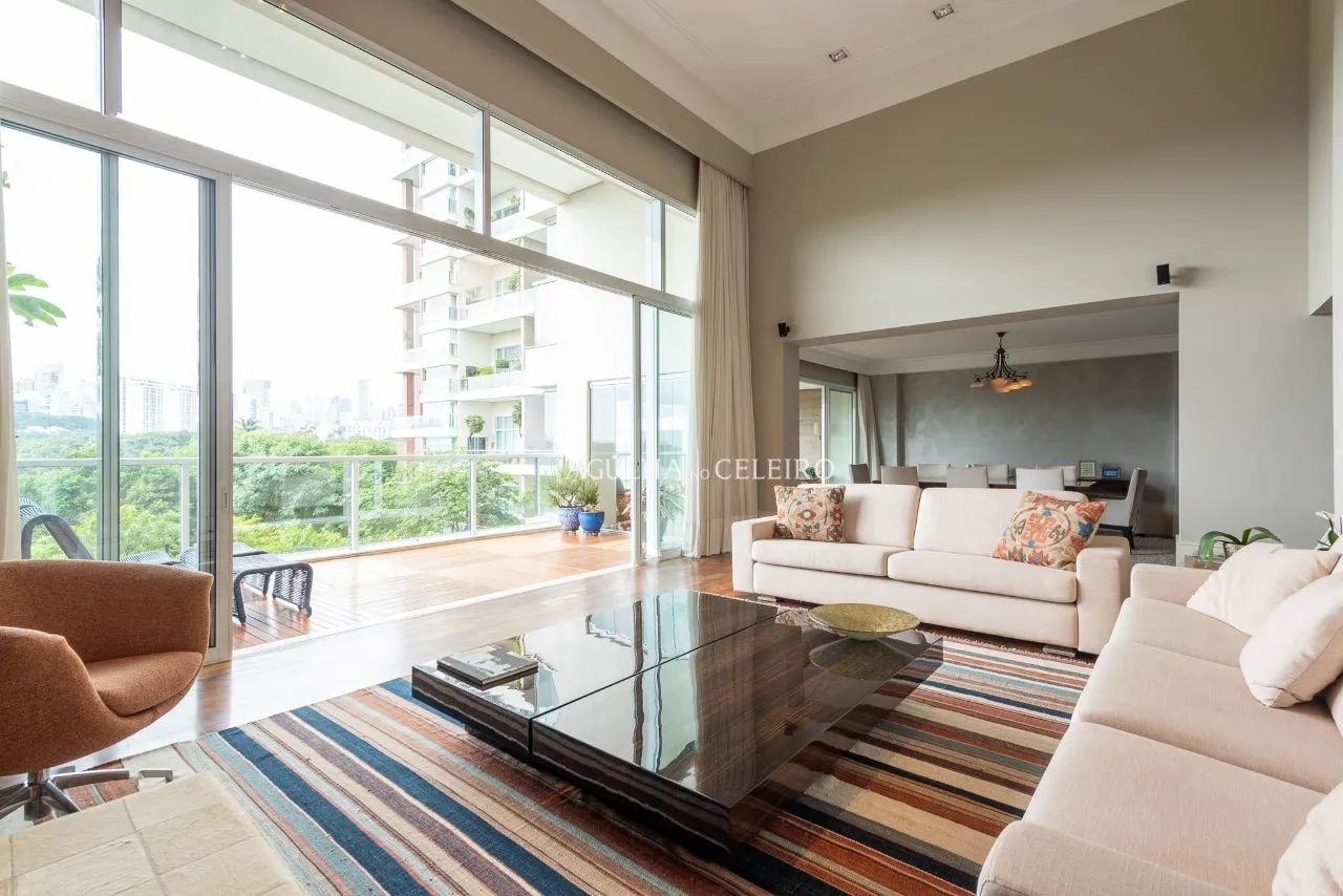 Apto com vista livre para o verde à venda no Alto de Pinheiros – 21573