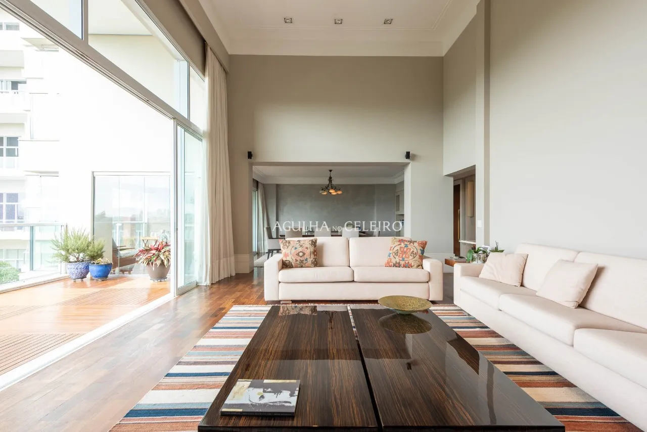 Apto com vista livre para o verde à venda no Alto de Pinheiros – 21573