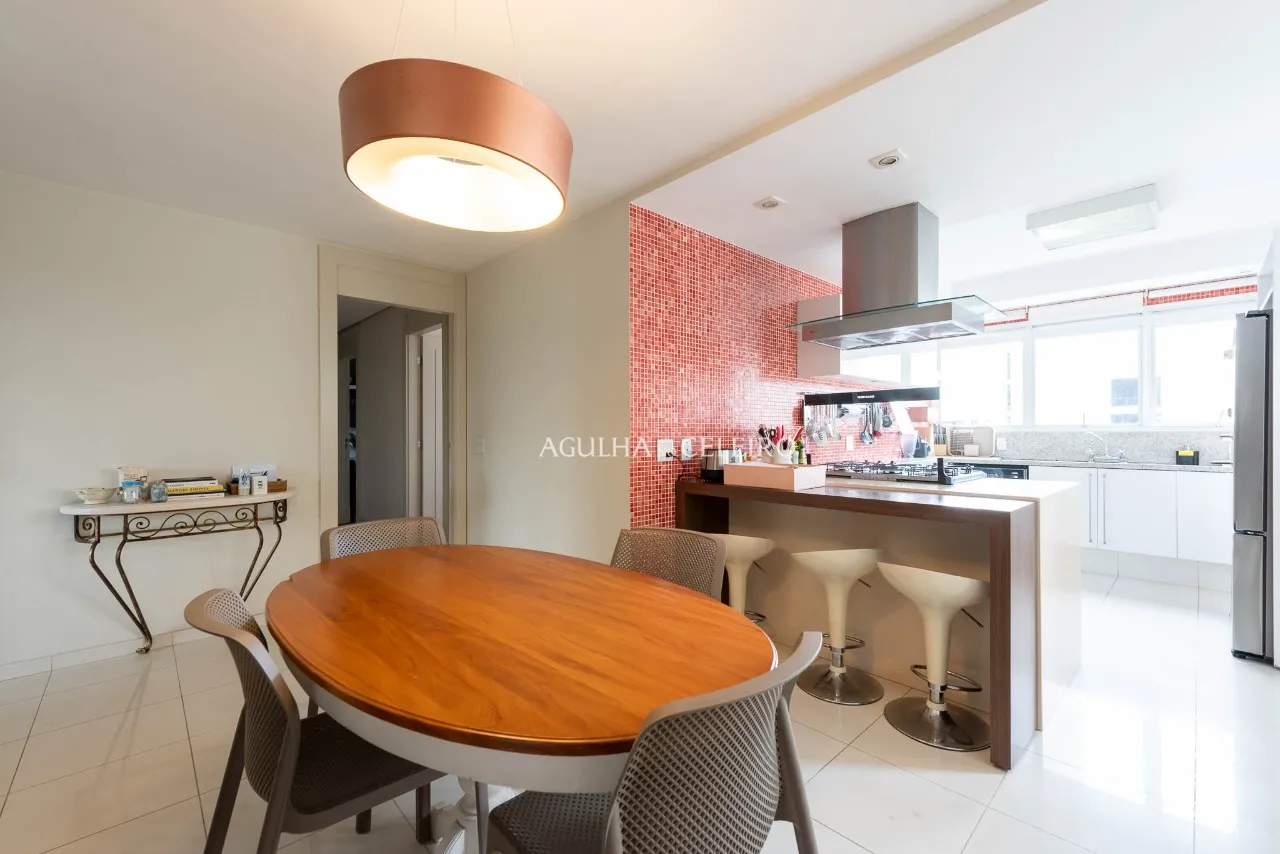 Apto com vista livre para o verde à venda no Alto de Pinheiros – 21573