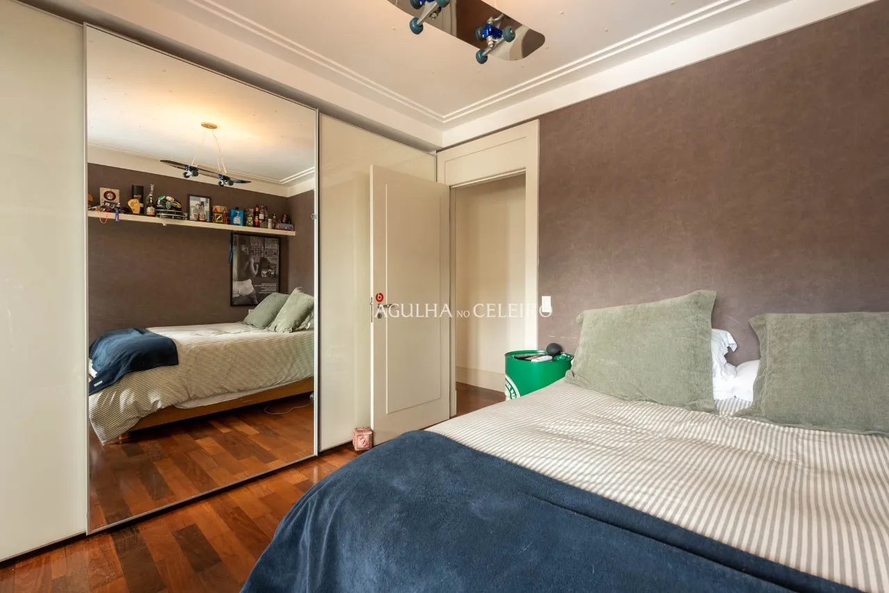 Apto com vista livre para o verde à venda no Alto de Pinheiros – 21573