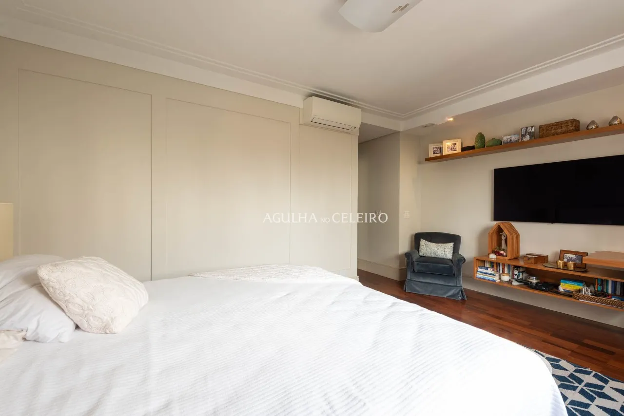 Apto com vista livre para o verde à venda no Alto de Pinheiros – 21573