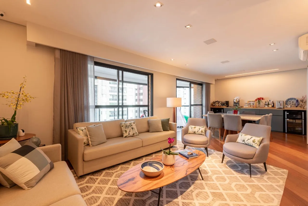 Apartamento perto da Móbile com 3 suítes à venda em Moema – 21577