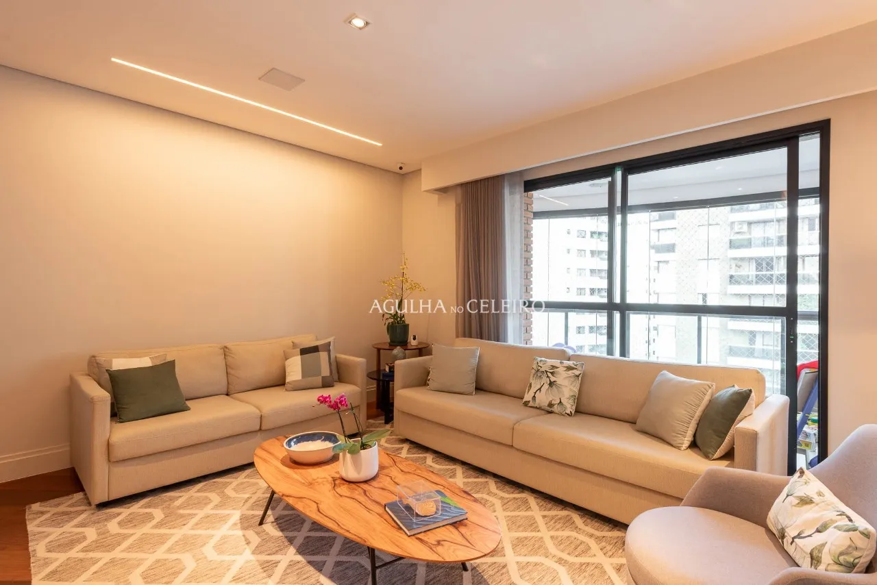 Apartamento perto da Móbile com 3 suítes à venda em Moema – 21577