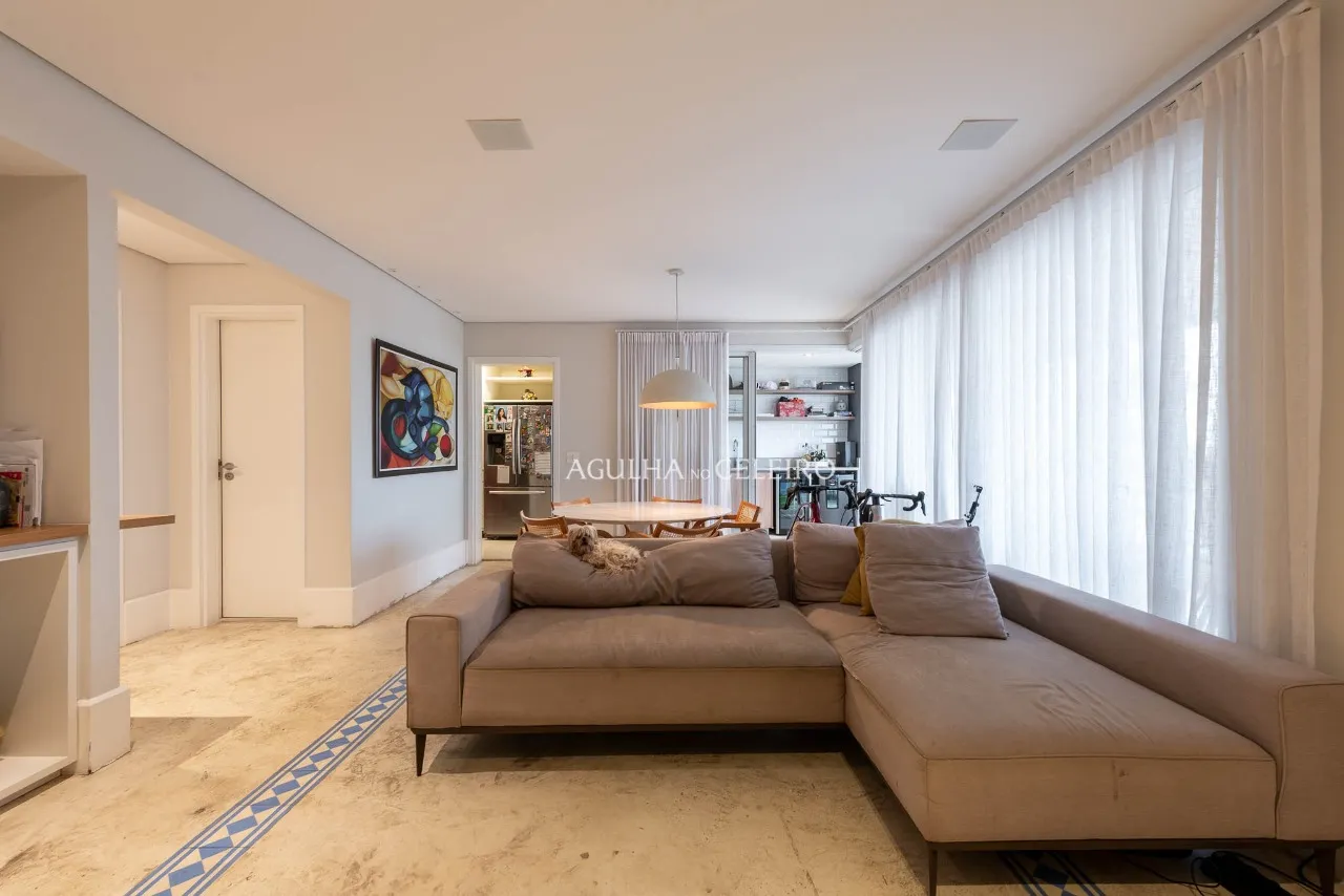 Apartamento em prédio com lazer na Vila Olímpia – 21580