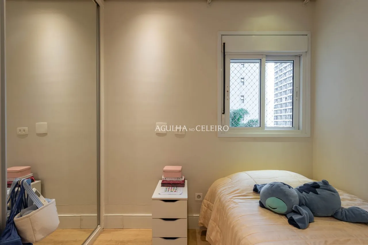 Apartamento em prédio com lazer na Vila Olímpia – 21580