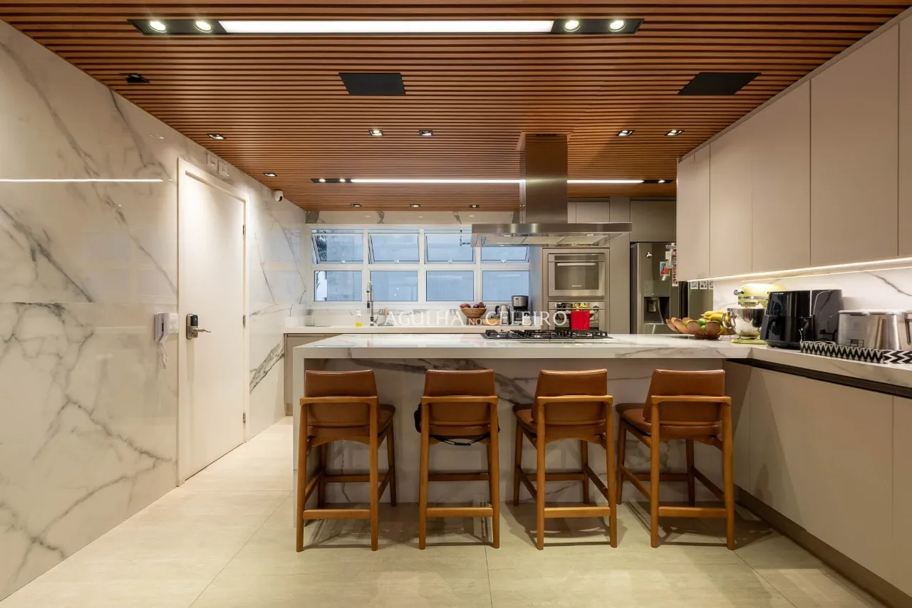 Apartamento reformado na melhor quadra do Jardim América. Para se apaixonar! – 21612