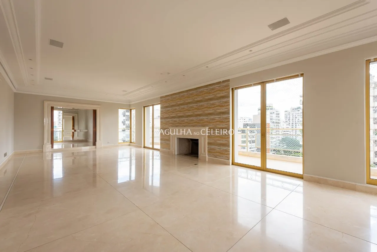 Apartamento impecável e reformado com vista permanente para o Parque. – 21625