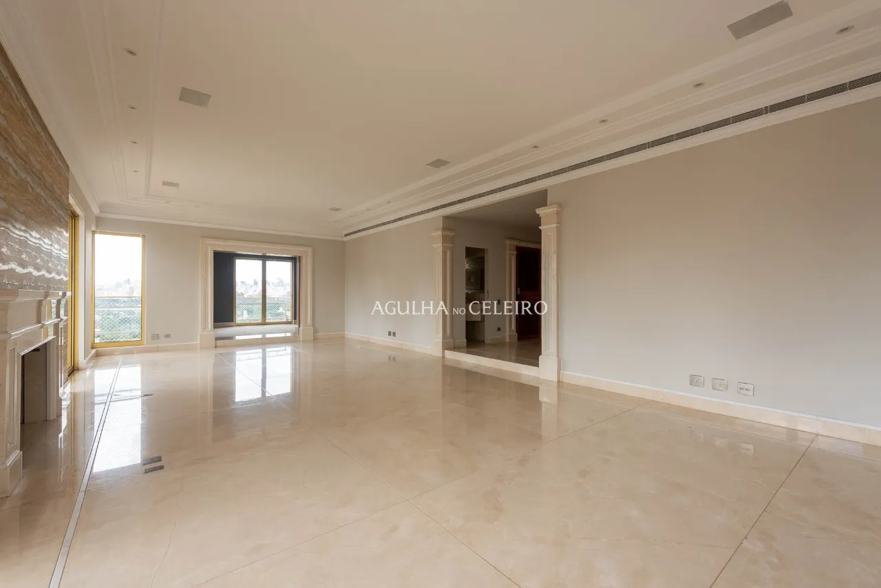 Apartamento impecável e reformado com vista permanente para o Parque. – 21625