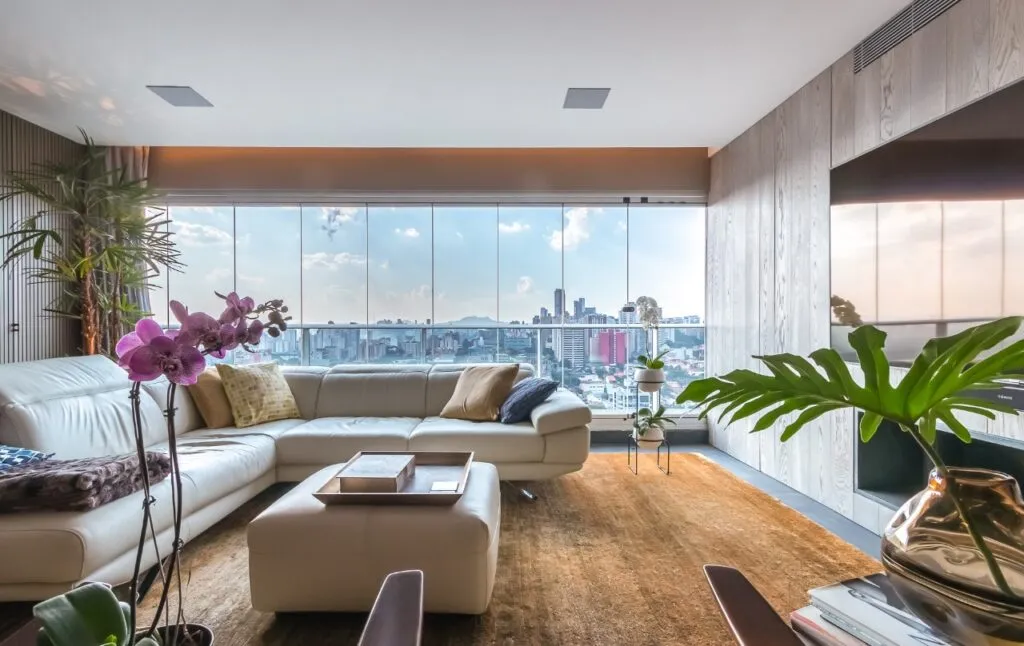 Viva nas alturas com muito conforte e elegância em apartamento mobiliado. – 21627