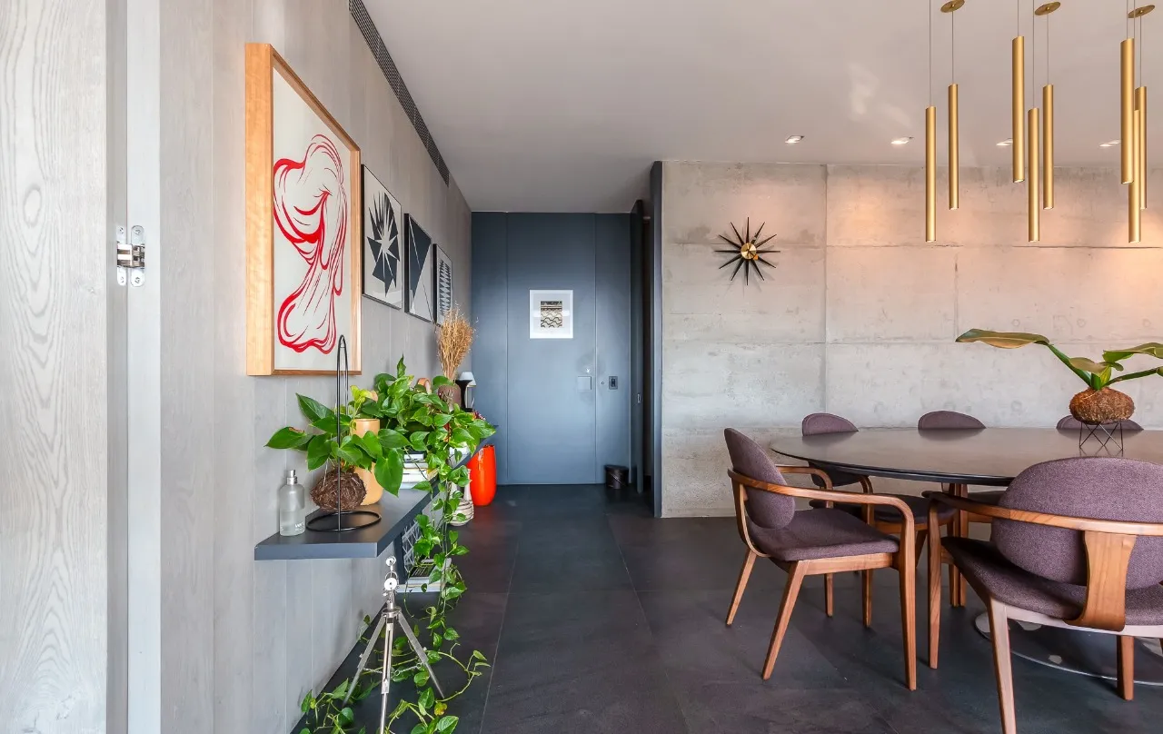 Viva nas alturas com muito conforte e elegância em apartamento mobiliado. – 21627