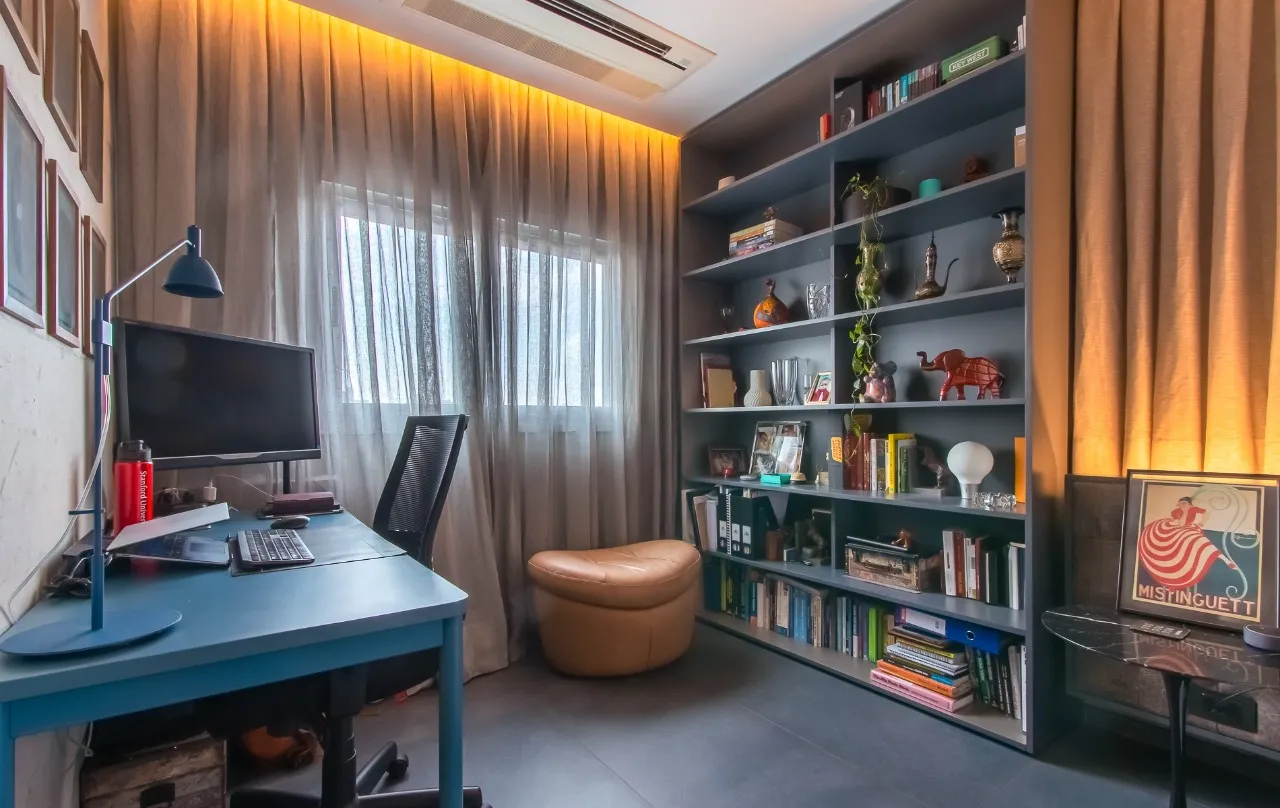 Viva nas alturas com muito conforte e elegância em apartamento mobiliado. – 21627