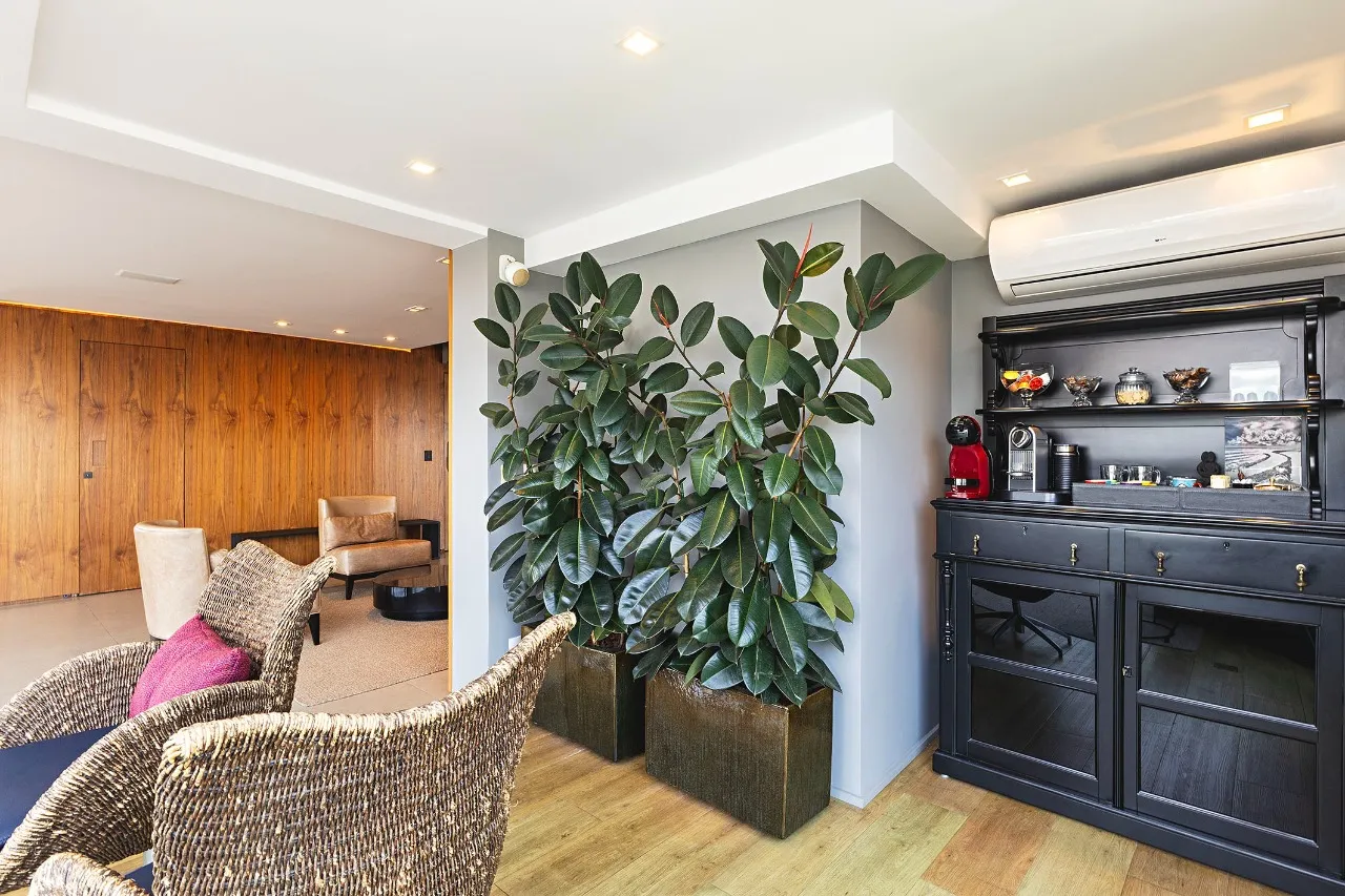 Cobertura Ampla e Envidraçada com Vista Cinematográfica – 21652