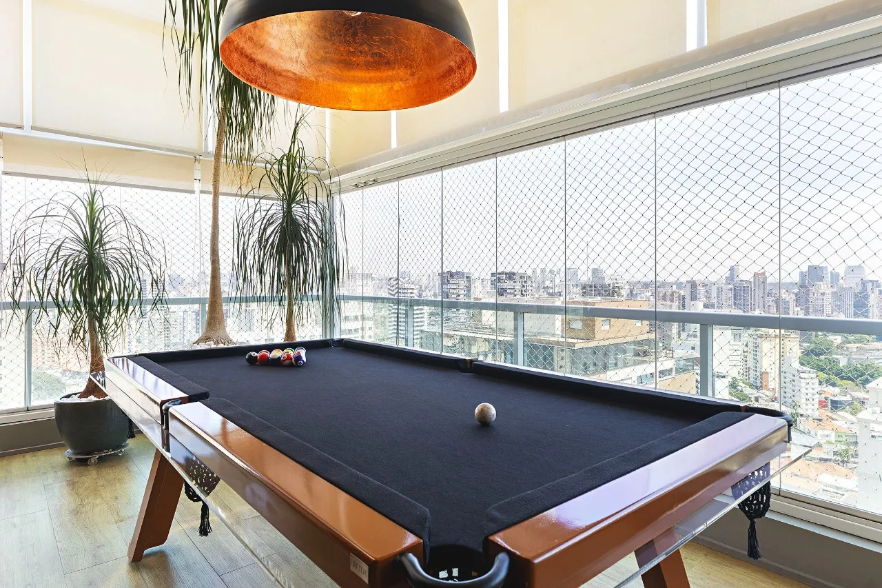 Cobertura Ampla e Envidraçada com Vista Cinematográfica – 21652