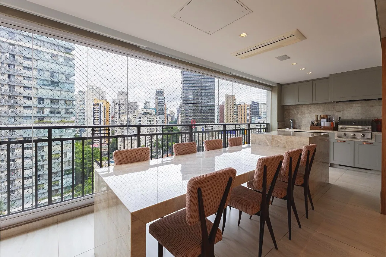 Apartamento mobiliado com lazer completo próximo ao Parque Ibirapuera. – 21653