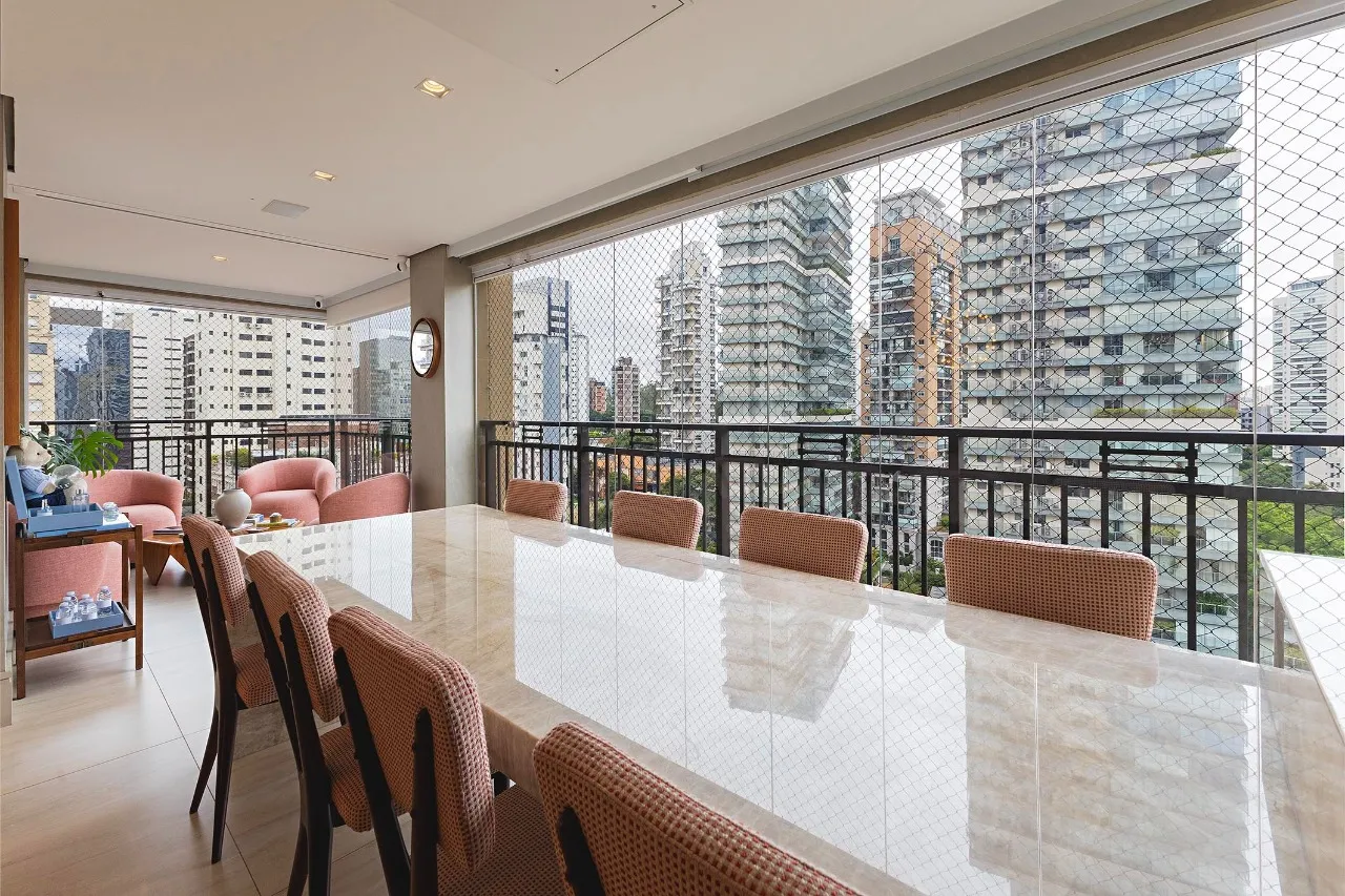 Apartamento mobiliado com lazer completo próximo ao Parque Ibirapuera. – 21653