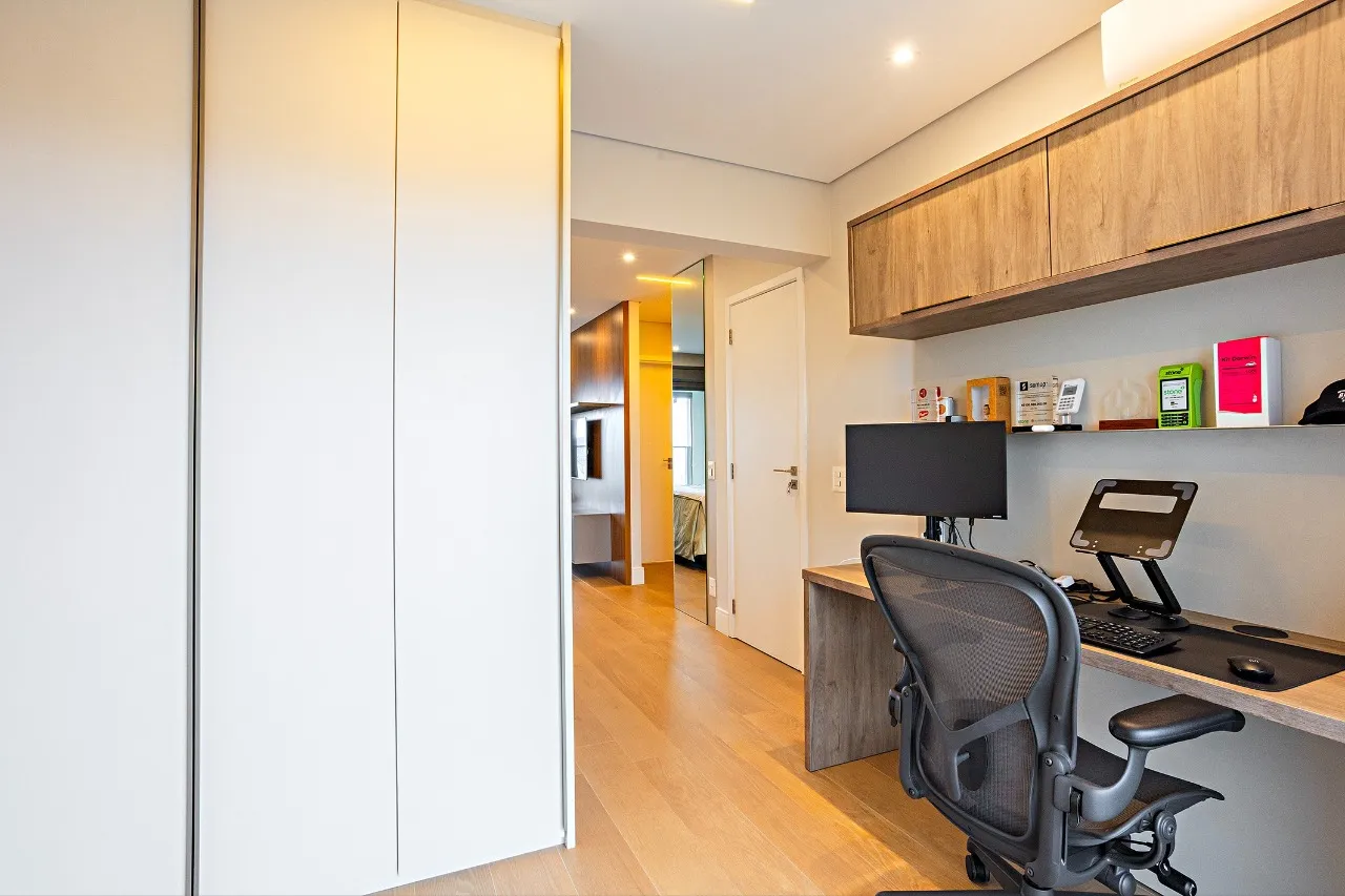 Apartamento mobiliado com vista para o skyline e marcenaria Kitchens – 21655