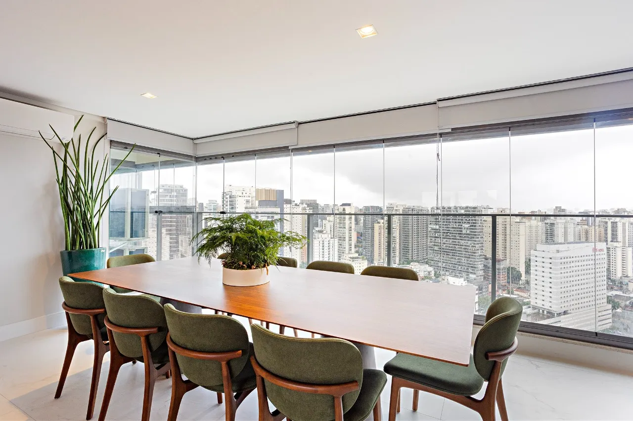 Apartamento mobiliado com vista para o skyline e marcenaria Kitchens – 21655