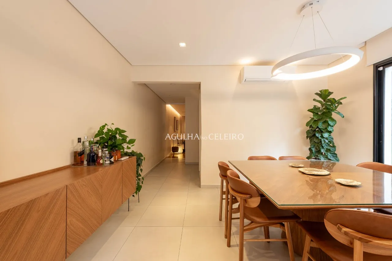 Casa localizada em rua tranquila à venda no Alto de Pinheiros – 9204