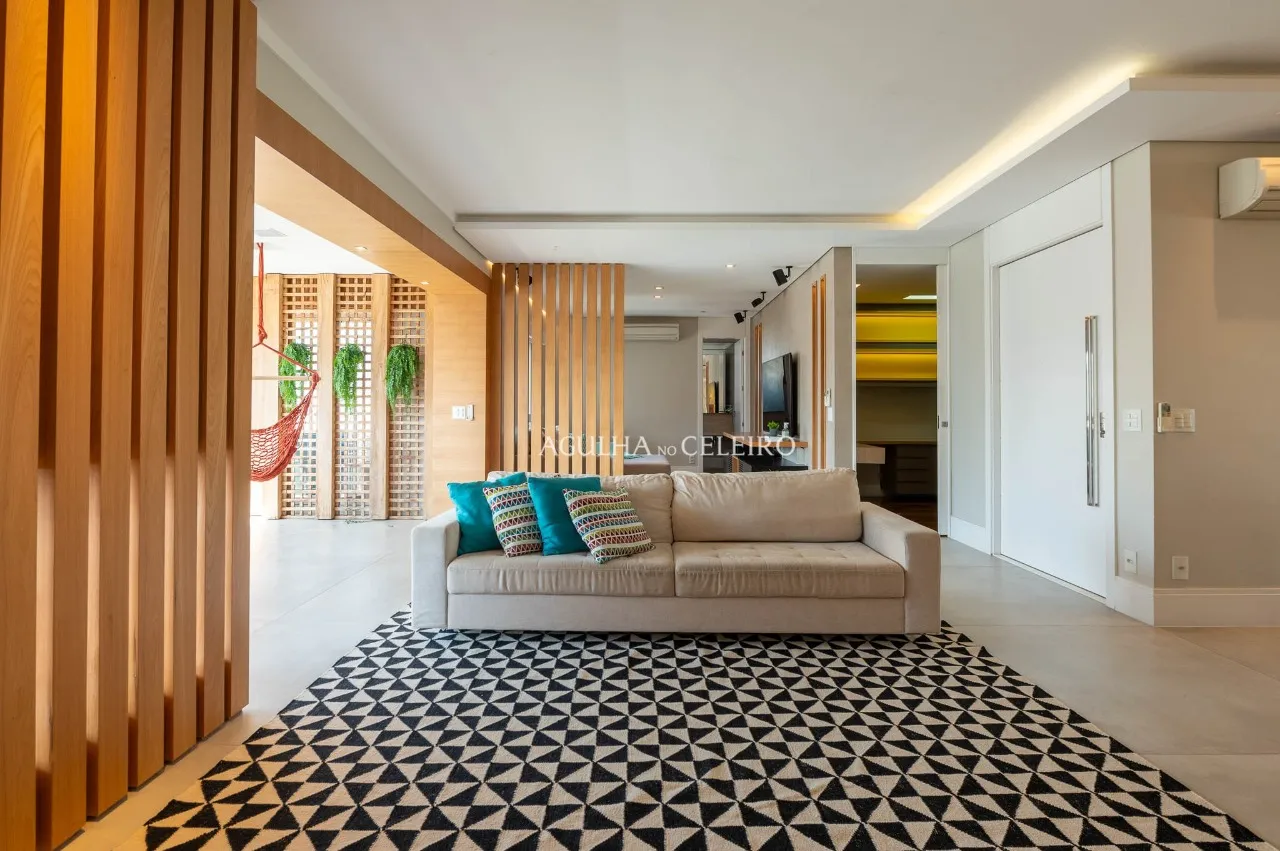 Apartamento em localização privilegiada do Baixo Pinheiros para venda. – 9613