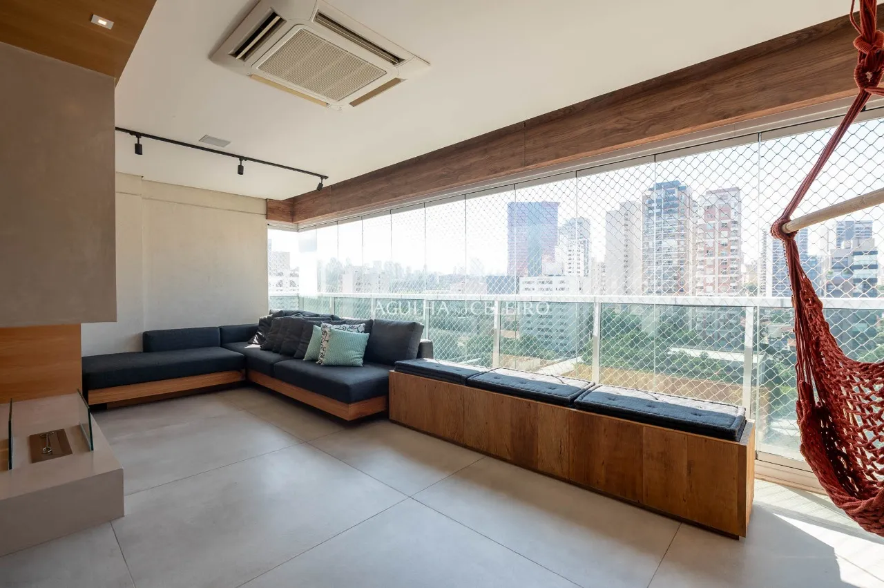 Apartamento em localização privilegiada do Baixo Pinheiros para venda. – 9613