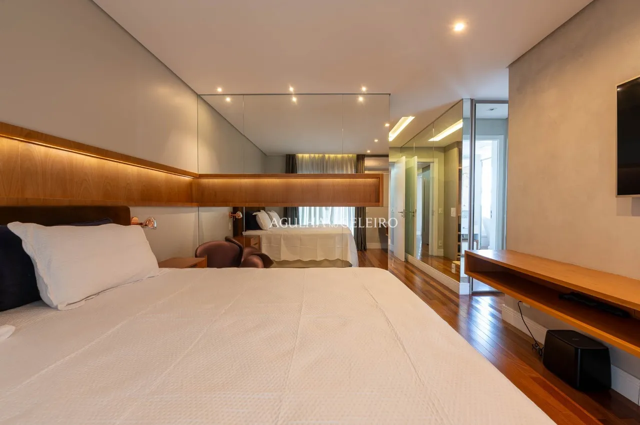 Apartamento em localização privilegiada do Baixo Pinheiros para venda. – 9613
