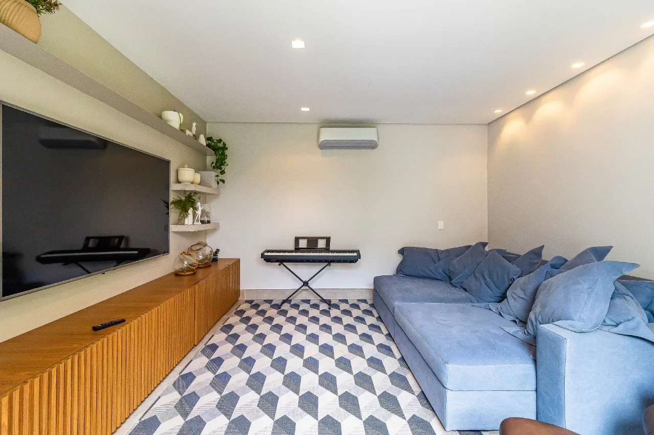 Casa térrea na Moema com ares de casa de campo, com reforma bacana, jardim agradável. – 9638