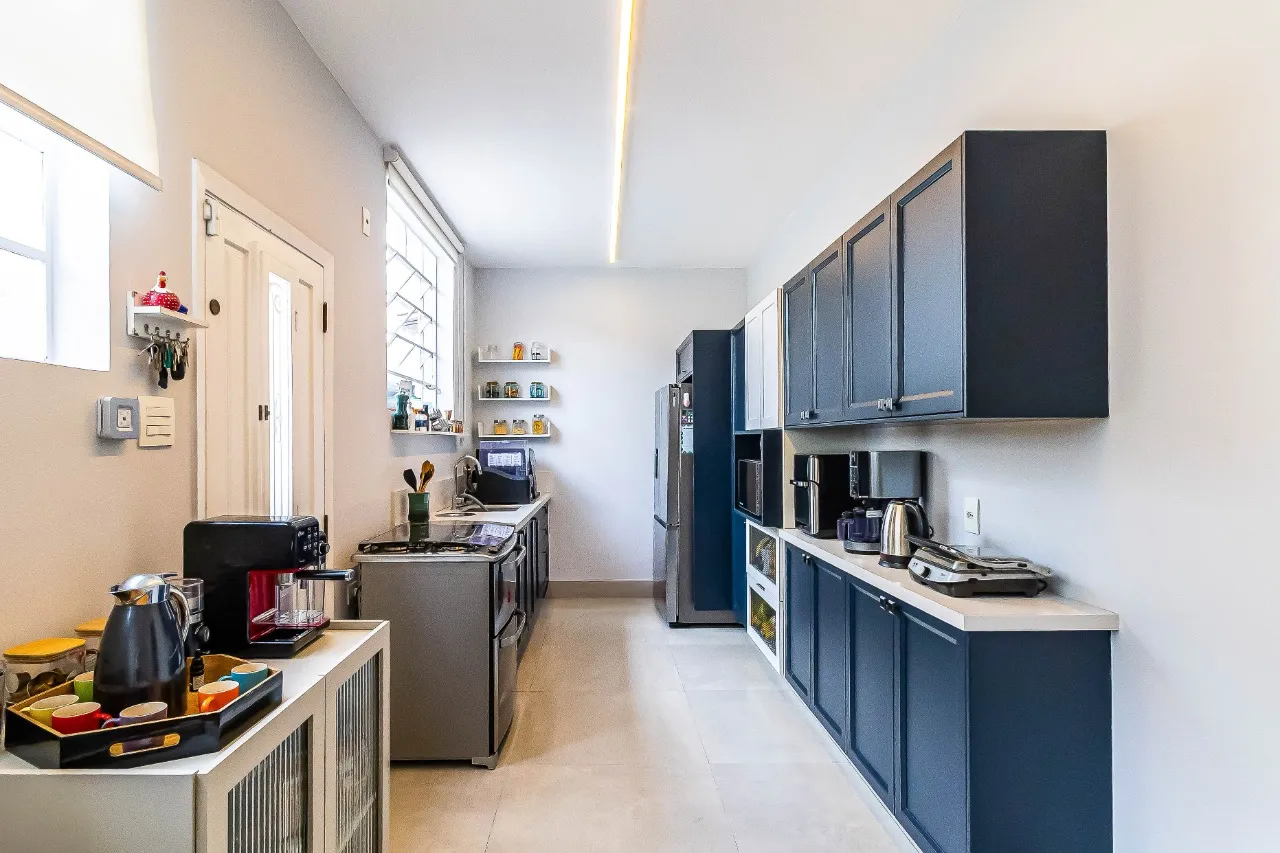 Casa térrea na Moema com ares de casa de campo, com reforma bacana, jardim agradável. – 9638