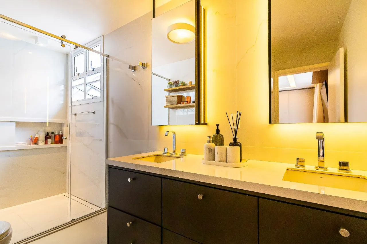 Casa térrea na Moema com ares de casa de campo, com reforma bacana, jardim agradável. – 9638