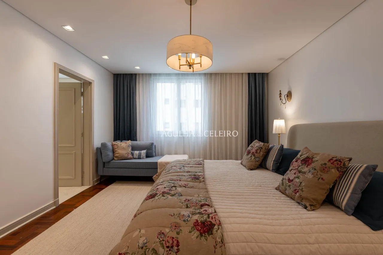 Apartamento reformado à venda no Jardim América – 9800