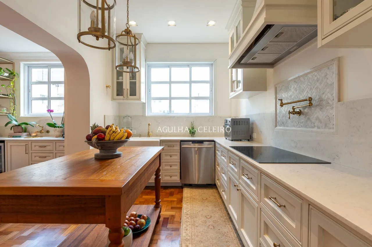 Apartamento reformado à venda no Jardim América – 9800