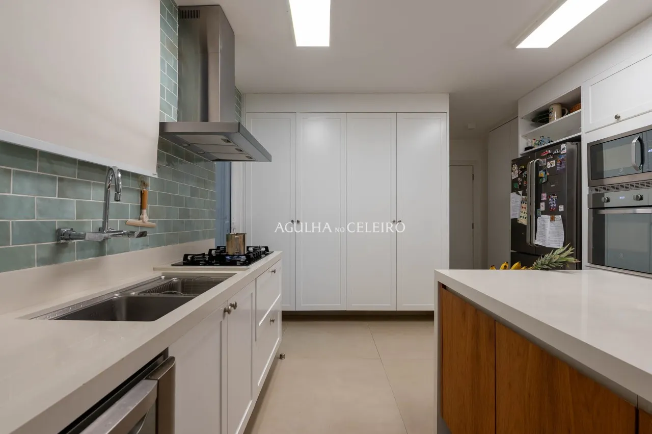 Apartamento reformado no Itaim. – AP5247