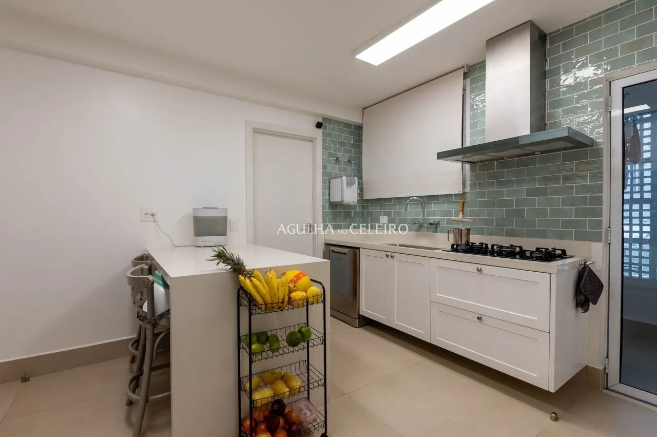 Apartamento reformado no Itaim. – AP5247