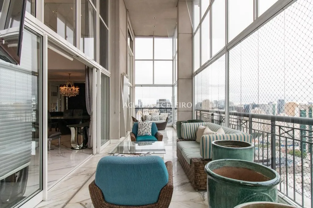 Apartamento Duplex joia rara na Vila Nova Conceição – AP7441