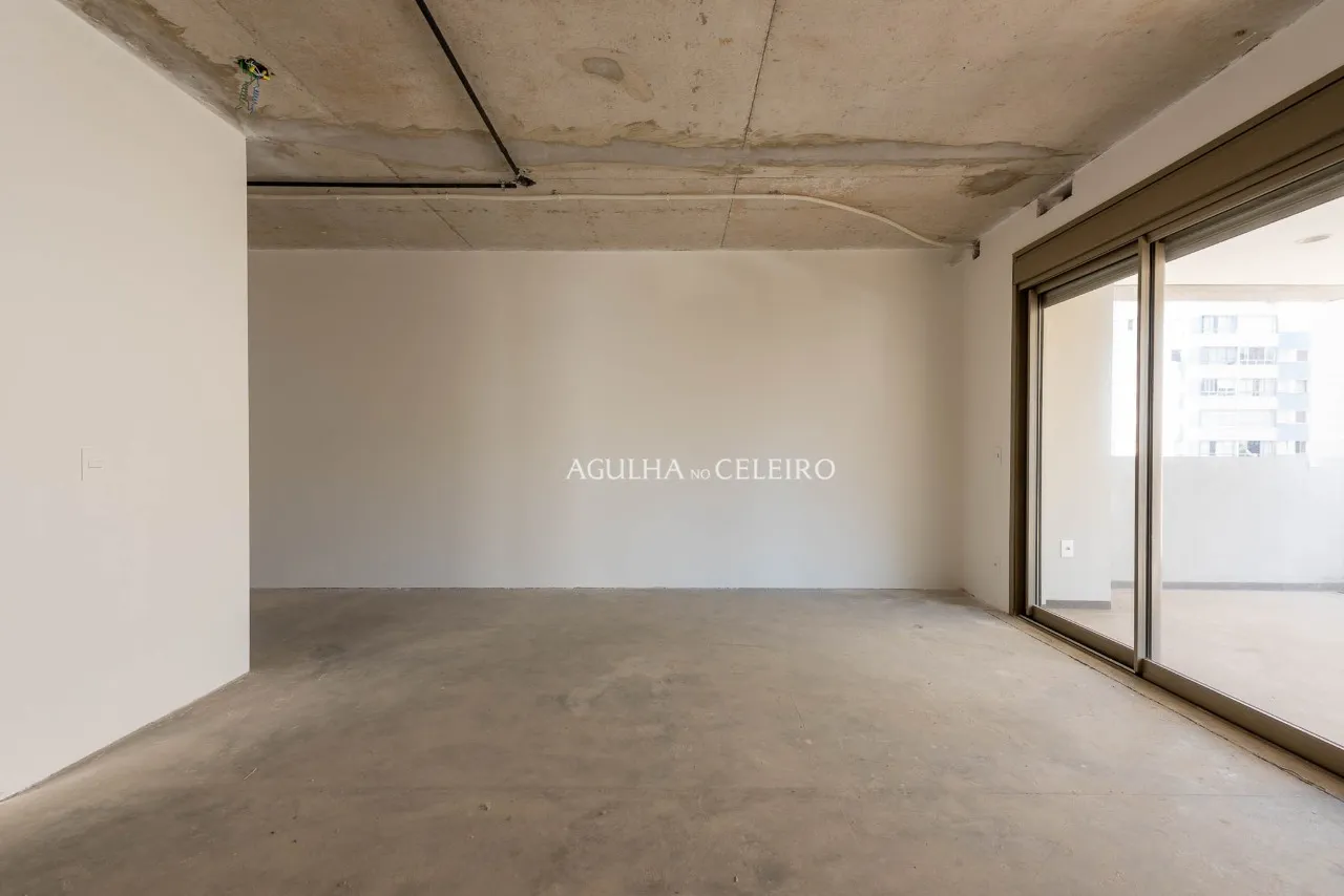 Apartamento à venda em prédio novo com lazer e 3 vagas na parte plana do Jardim América – AP7668